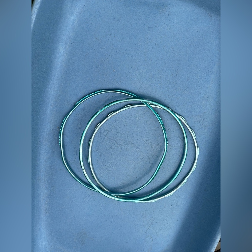 Metal Bangles - Picture 3 of 12